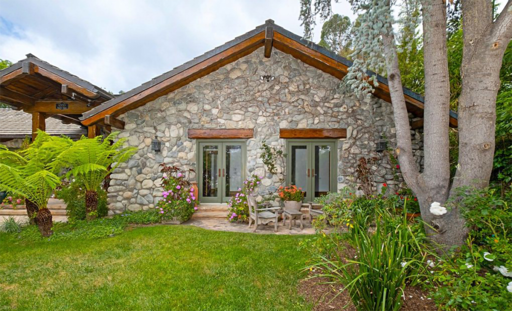 Mantan Pendiri Zillow Beli Rumah Rp80 Miliar